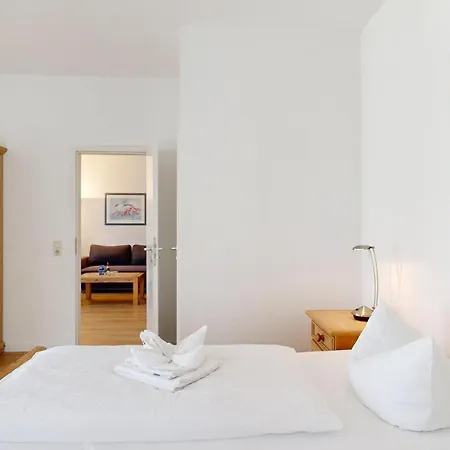 Strandnahe Und Zentral Gelegene Fewo, Hund Willkommen, Haus Saxonia, Appartement