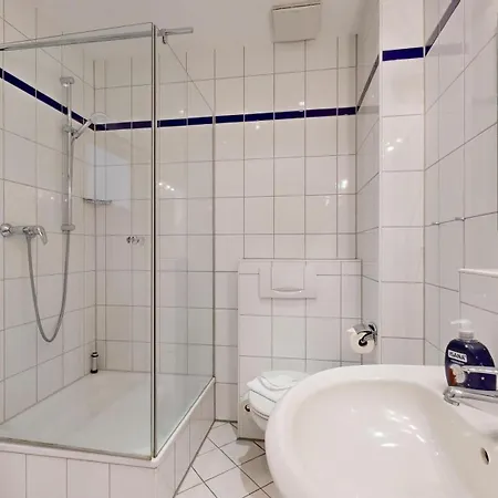 Strandnahe Und Zentral Gelegene Fewo, Hund Willkommen, Haus Saxonia, 아파트 빈츠