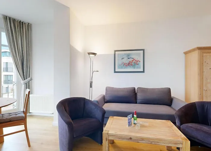 Strandnahe Und Zentral Gelegene Fewo, Hund Willkommen, Haus Saxonia, Apartment Binz